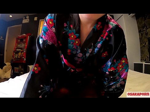 ❤️ Genç cosplay kız, bir binici kadında fışkırtma ve oral seks ile orgazm olmak için seks yapmayı seviyor. Asyalı kız kıllı amcık ve geleneksel Japon kostümü içinde güzel göğüsleri amatör videoda sikiş oyuncaklarla mastürbasyon gösteriyor. Sakura 3 OSAKAPORN. ️❌ Porno bizde ❌️❤